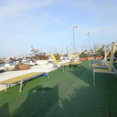 Bateau-hôtel La Tua Stanza A Vela Sul Mare Bari